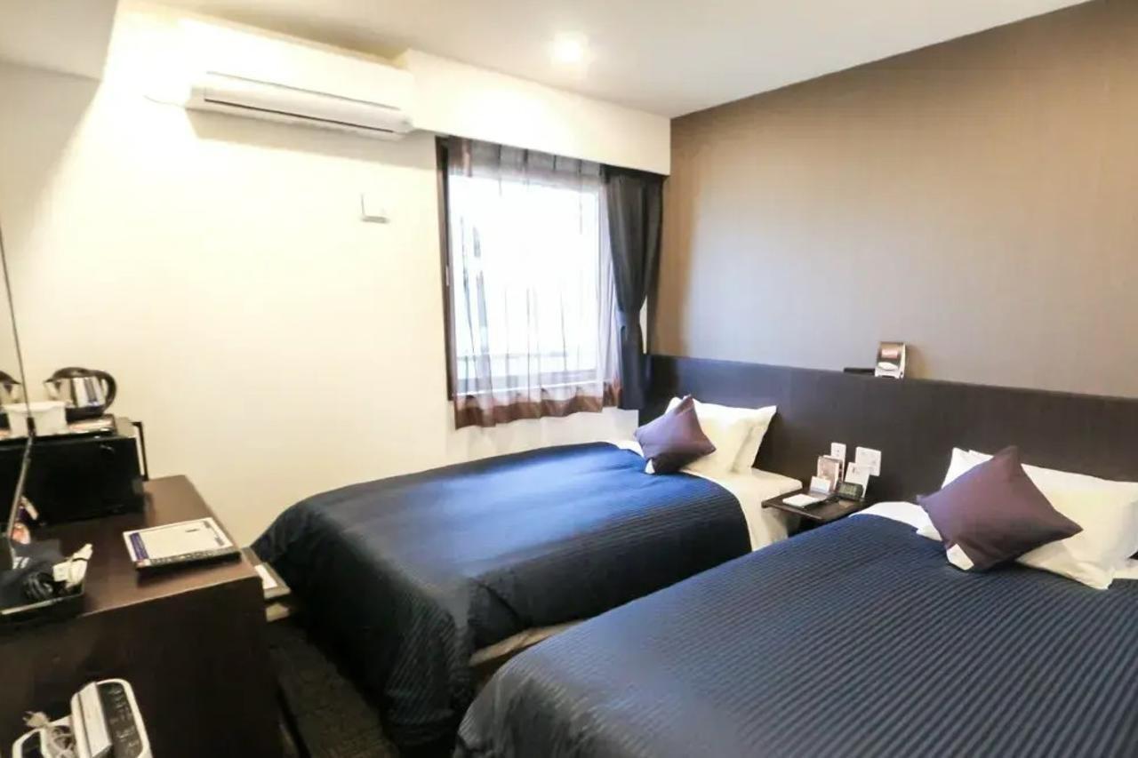 Hotel Livemax Premium Sapporo Odorikoen Bagian luar foto